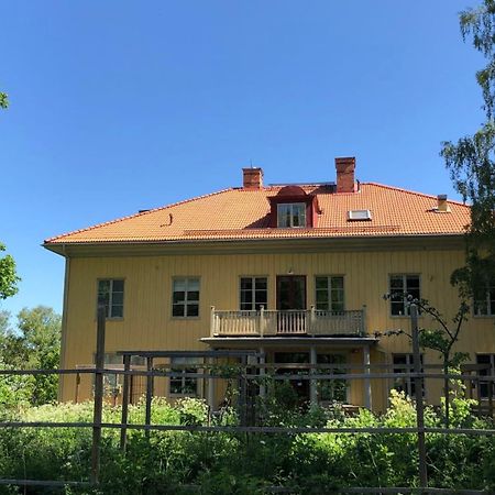 Lidhem Herrgard. Bed & Breakfast Och Mindre Lagenheter Vimmerby Dış mekan fotoğraf